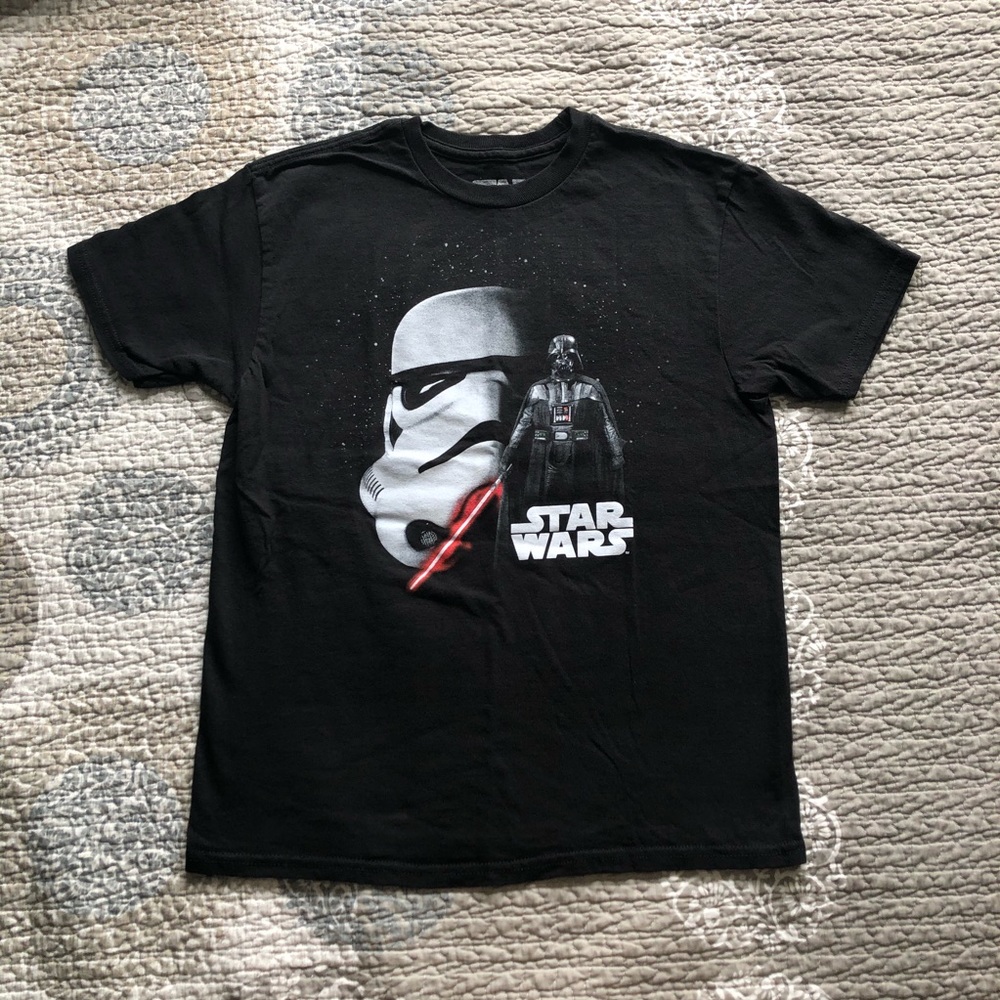 ❤️NWOT Disney Star Wars graphic tee❤️